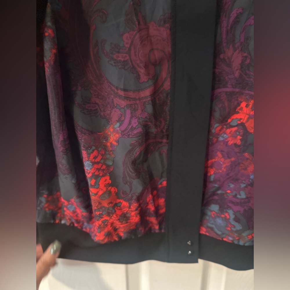 Women’s Fabletics Ithaca Floral Lightweight Zip Up Athletic Bomber Jacket XL. - Picture 5 of 7